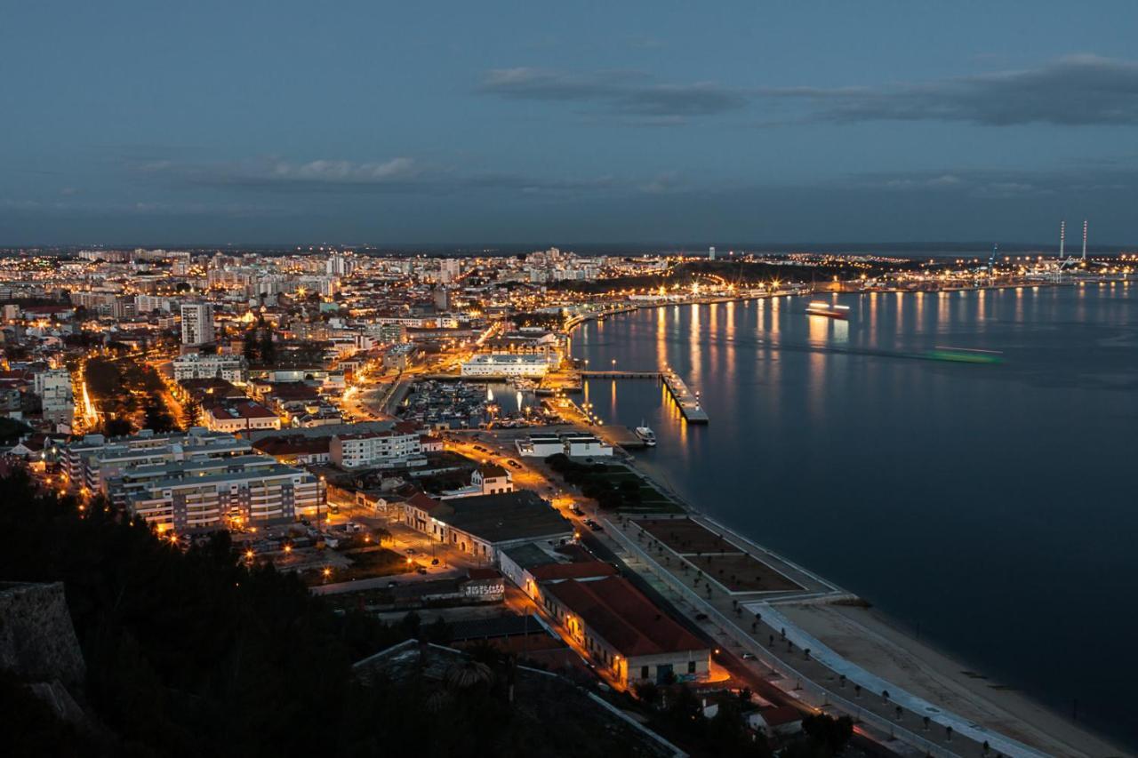 Apartamento Da Estacao سيتوبال المظهر الخارجي الصورة