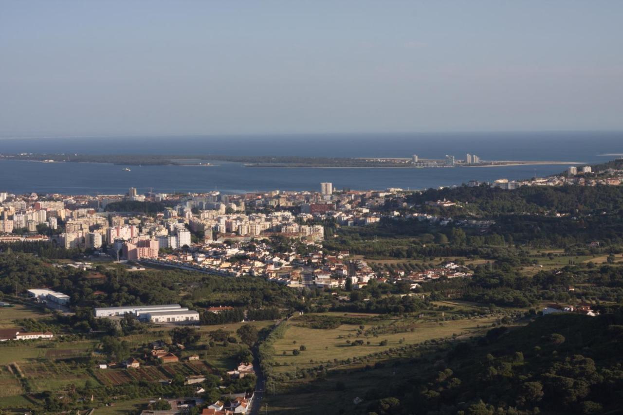 Apartamento Da Estacao سيتوبال المظهر الخارجي الصورة